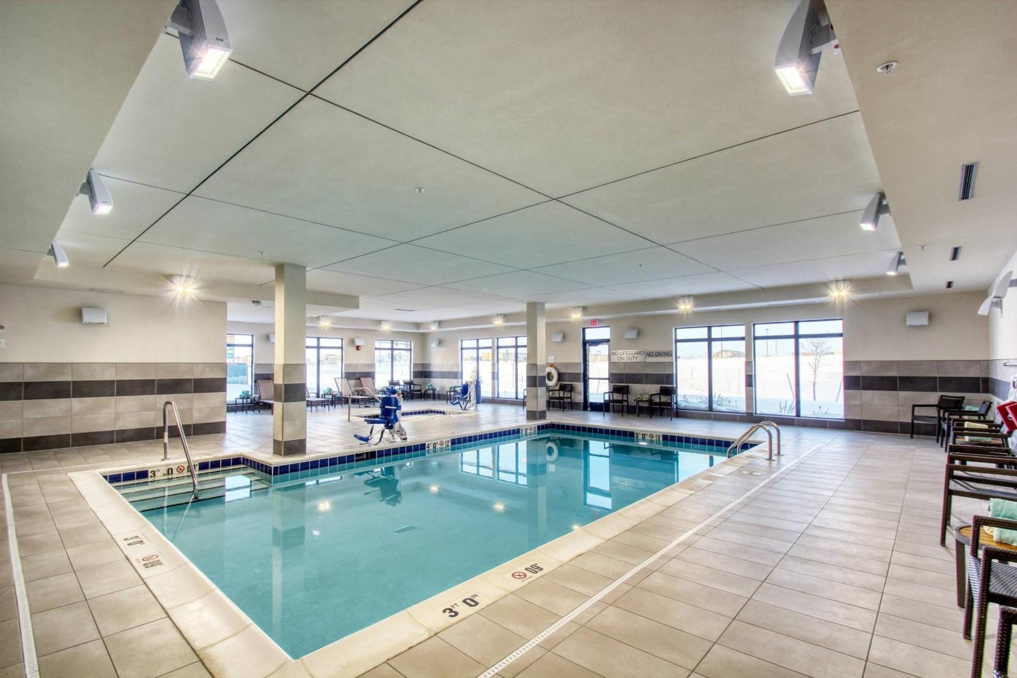 Hotel Courtyard By Marriott Fargo Exterior foto