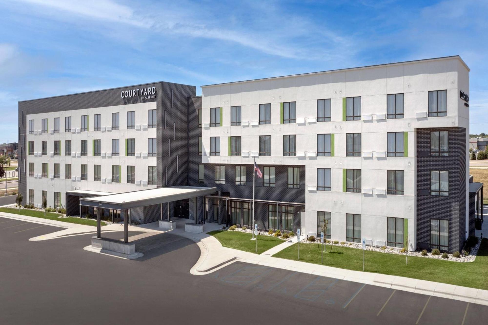 Hotel Courtyard By Marriott Fargo Exterior foto